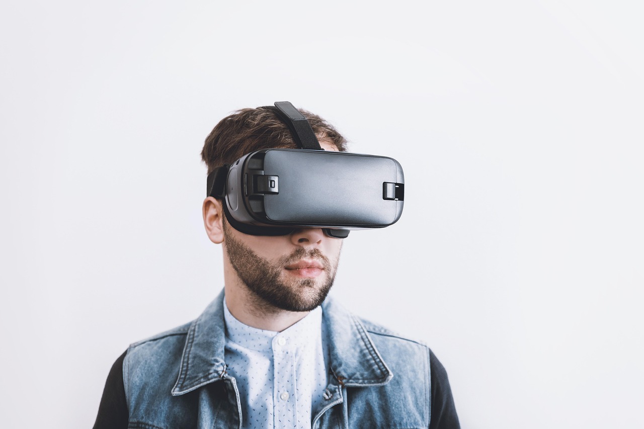 Virtual Reality (VR) Solutions: